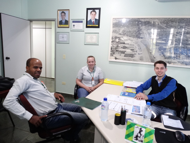 Equipe do Banco CRESOL visita presidente da Câmara.