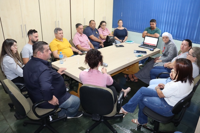 Vereadores se reuniram com equipe Administrativa do Hospital Pe. Tezza.