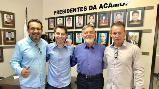 Vereador de Matelândia, Gabriel Cadini é eleito presidente da Acamop.