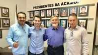 Vereador de Matelândia, Gabriel Cadini é eleito presidente da Acamop.