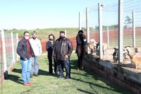 Vereadores de Matelândia conhecem Canil Municipal de Medianeira. 