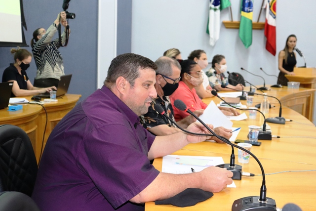 Vereadores participaram da Conferência Municipal de Assistência Social .